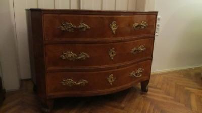 3 drawer commode